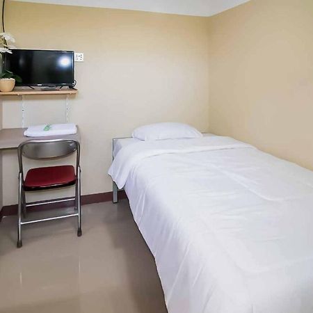 Miana Ancol Residence Mitra Reddoorz Джакарта Екстер'єр фото